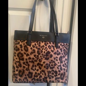 Michael Kors Morgan Leopard Tote